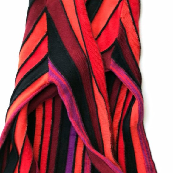 New ECI New York Pleated Color Block Sweater Dress - Picture 8 of 8